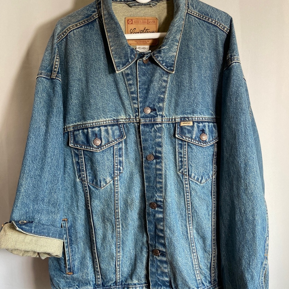 Levis Denim Mens 3XL Jacket Side Pockets Hang Loop Great Condition JEAN JACKET